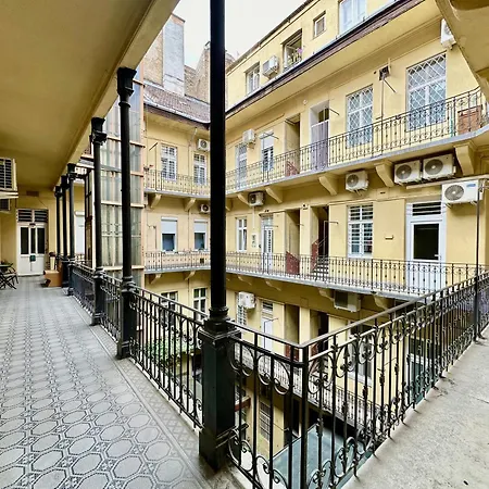 Standard By Hi5- Rakoczi Apartmán *